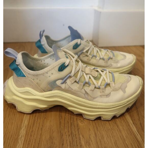 Sorel Women's Kinetic Breakthru Tech Lace Sneaker Size 8.5 - Picture 2 of 8